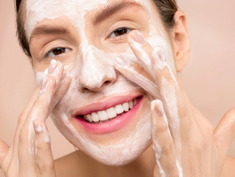 FACE CLEANSERS