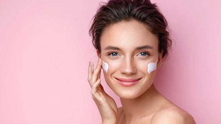 FACE CREAMS & MOISTURIZERS